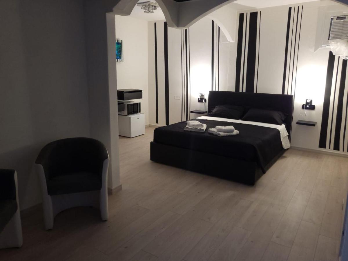 Come Per Incanto Rooms Bosa Exterior photo
